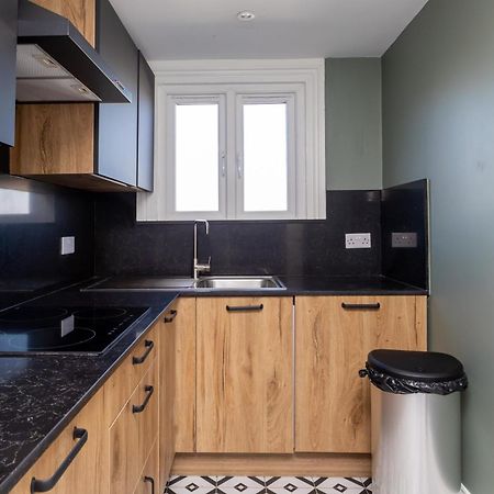 شقة Spacious & Pristine 2Bd Flat - Balham لندن المظهر الخارجي الصورة