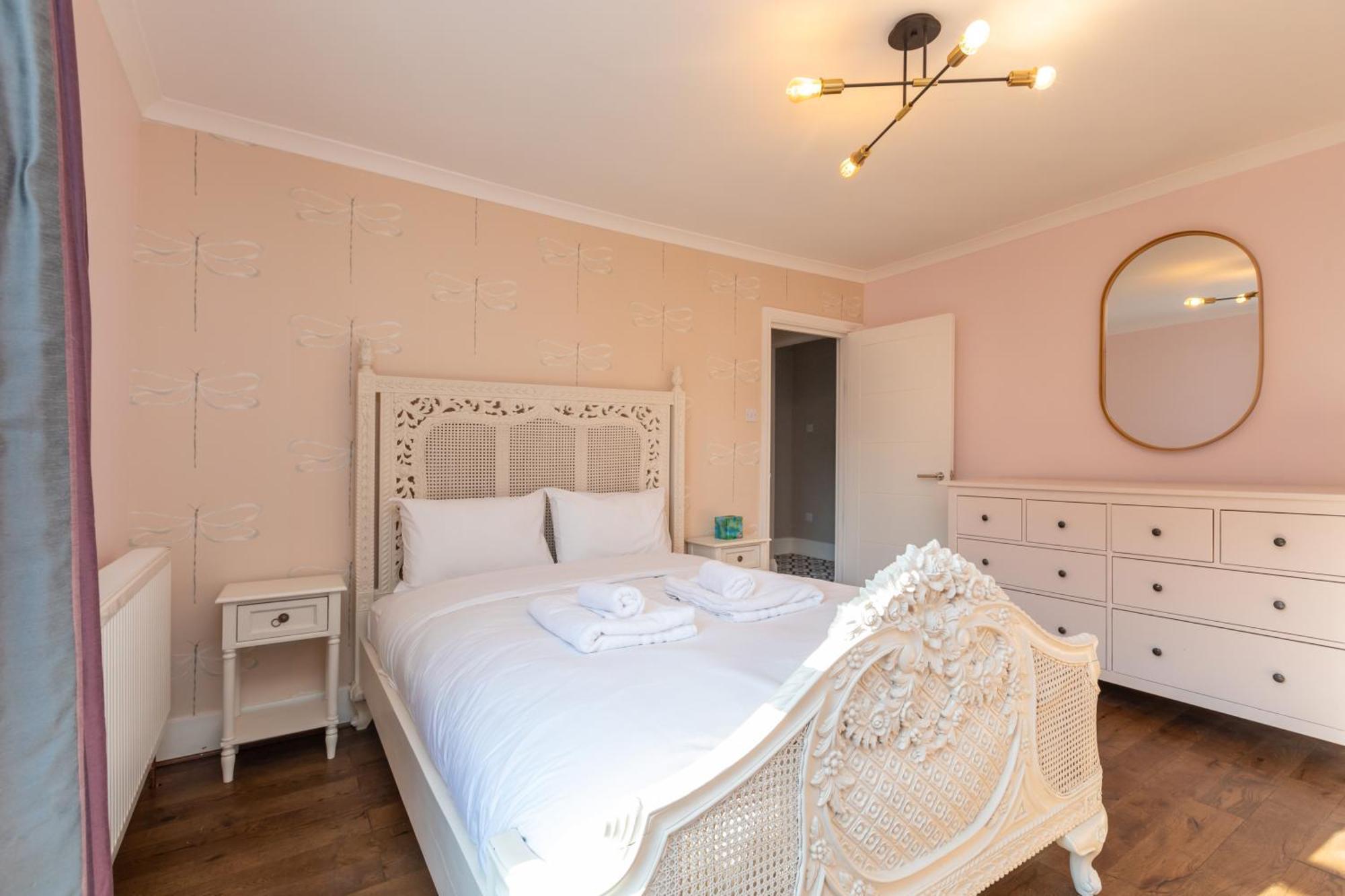 شقة Spacious & Pristine 2Bd Flat - Balham لندن المظهر الخارجي الصورة